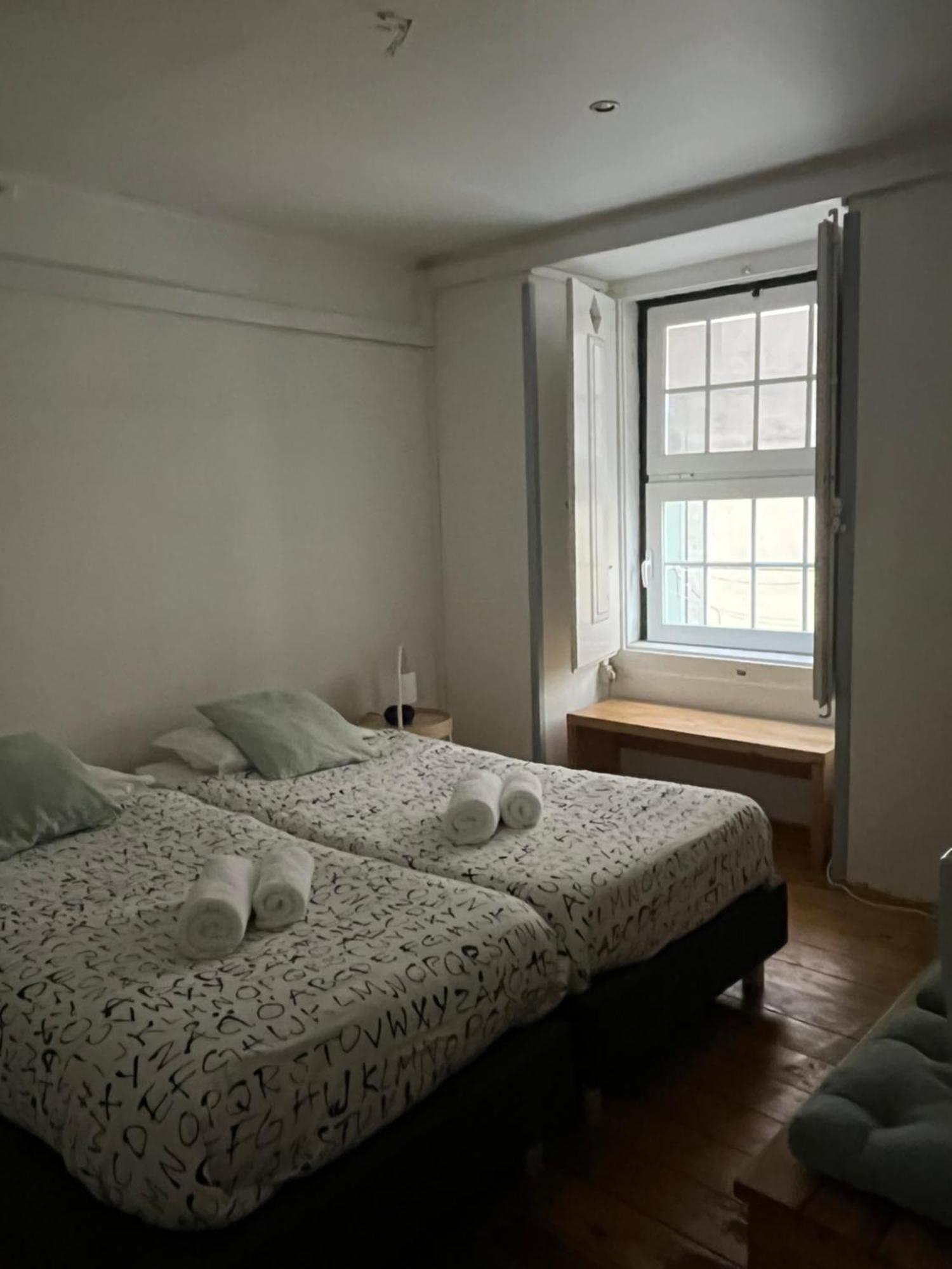 Zweibettzimmer mit Gemeinschafts-WC